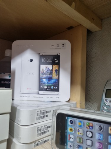Htc one silver 32gb seald - htc,